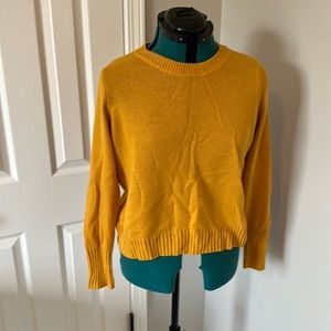 H&M Mustard Yellow Slightly Cropped Sweater